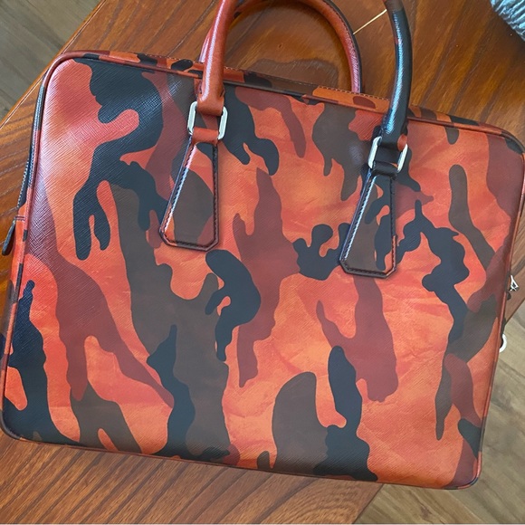 Prada suitcase/document bag - Picture 8 of 16